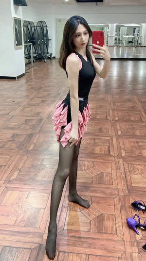 日韩做A爰片久久毛片A片小说
